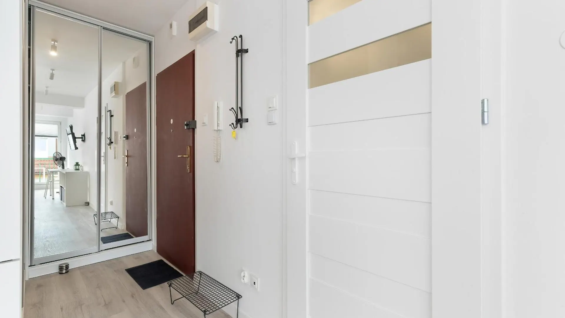 Apartment Sopockie Studio Z Parkingiem Przy Plazy I Molo By Noclegi Renters Sopot